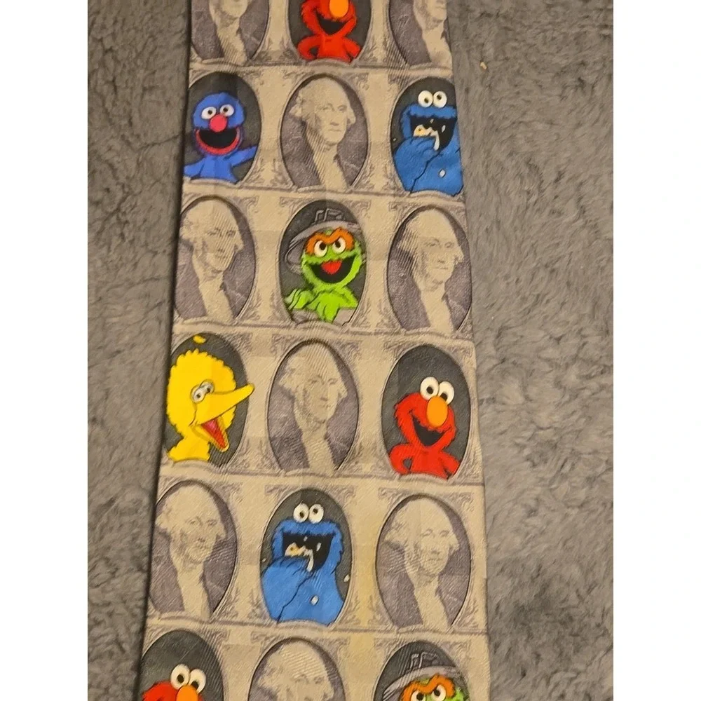 Vintage Sesame Street Dollar Bill Silk Tie Elmo Cookie Monster Novelty Money 90s